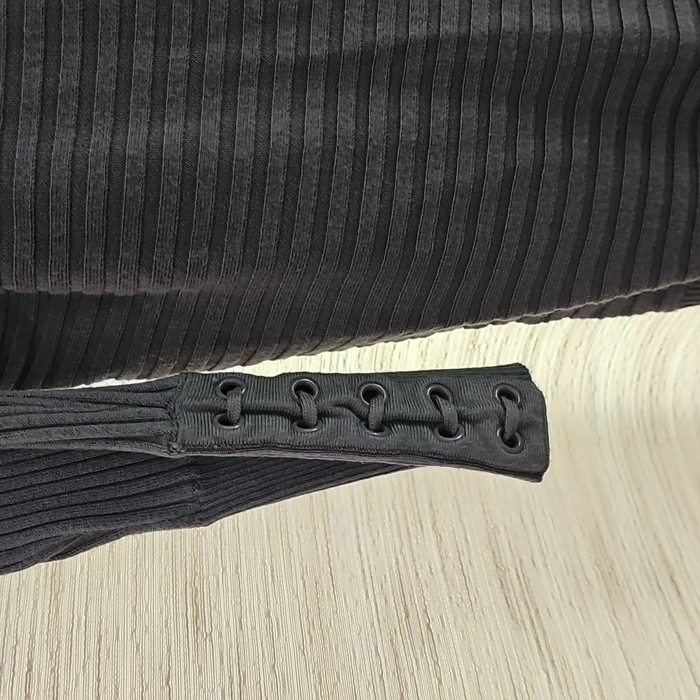 Women's Dark Gray Ribbed Top - Picture 2 of 4
